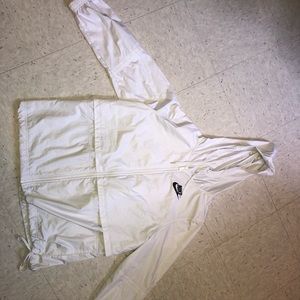 White mens nike wind breaker